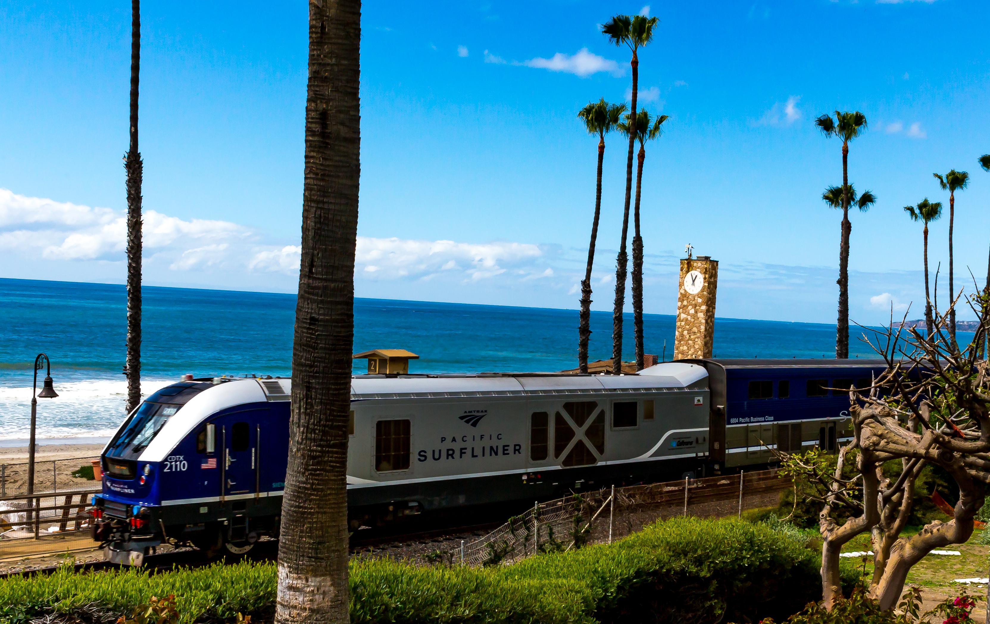Pacific Surfliner (flickr.com, Cameron Photo, CC BY-ND 2.0 Generic)